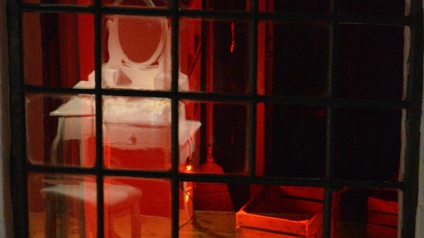 Paradise Lost - Refugeeism (Gallery and Film)